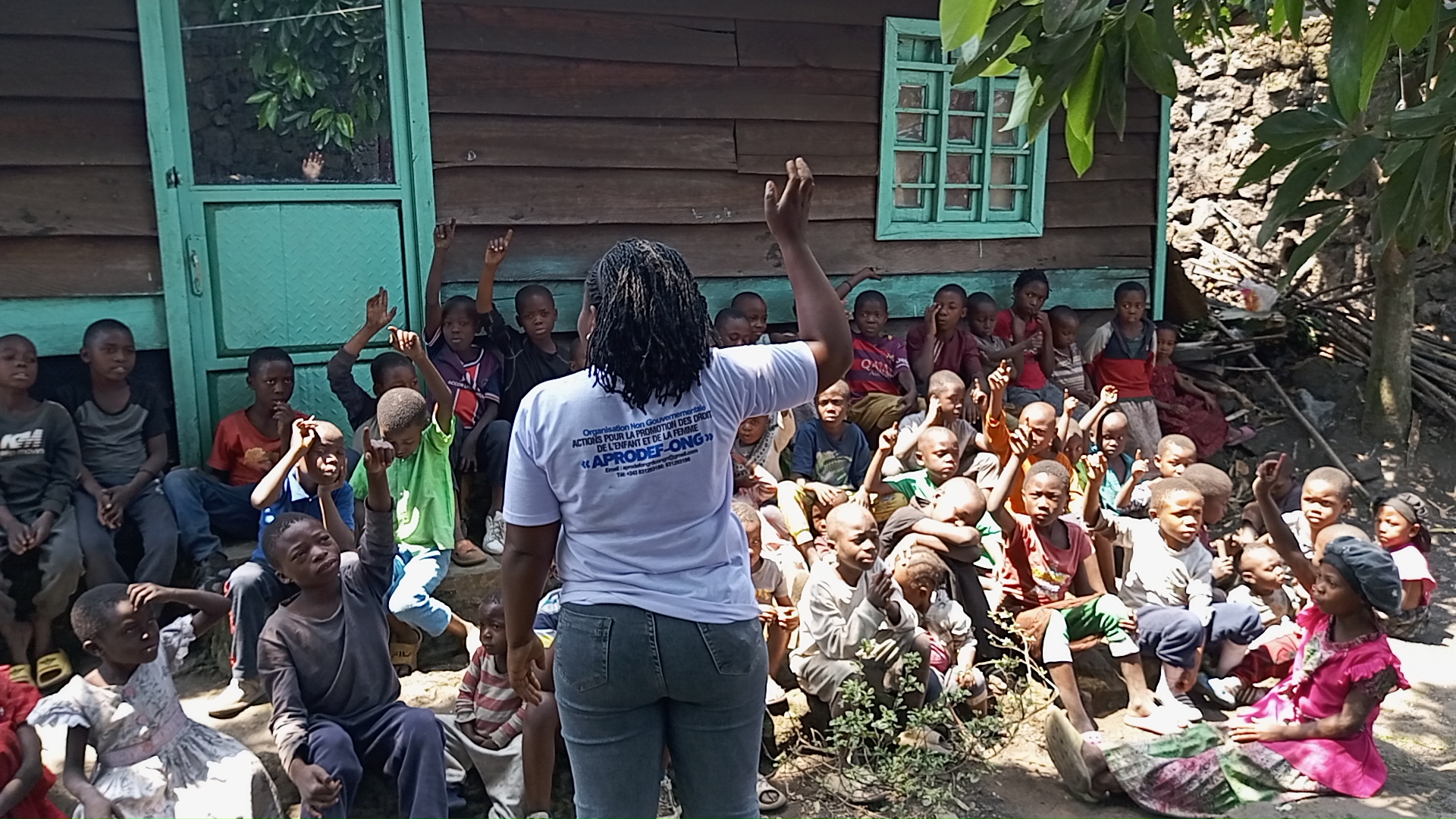 Aidez APRODEFE-ONG à faire quitter les enfants dans la rue
