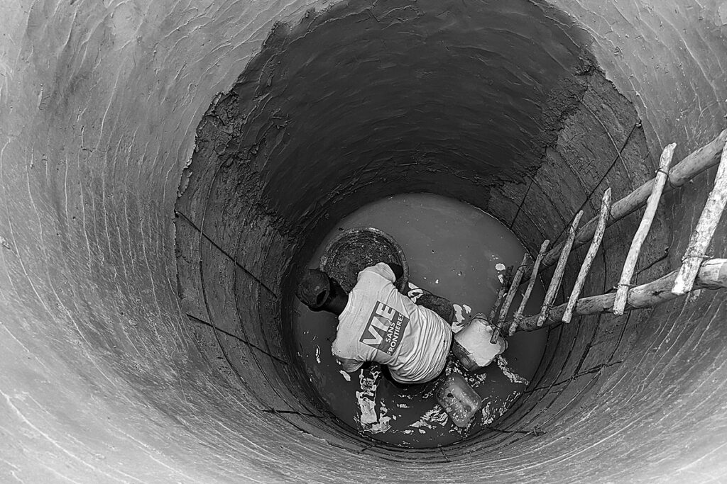 Une goute d'espoir-Un puits, un besoin vital