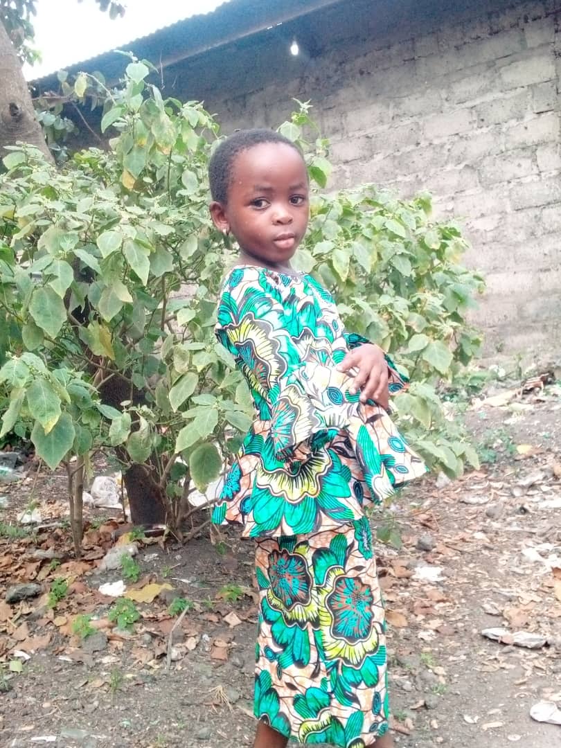 Parrainage pour l'Enfant DAVINA: Aidez l'enfant à recouvrer son espoir