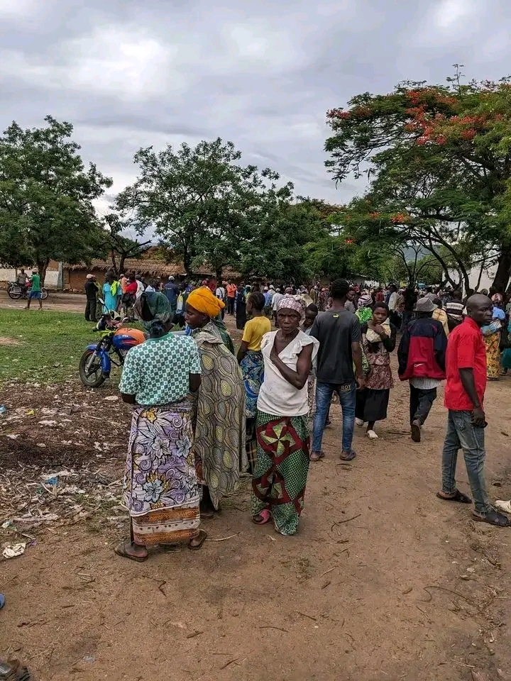 Femme cœur de la paix et développement durable