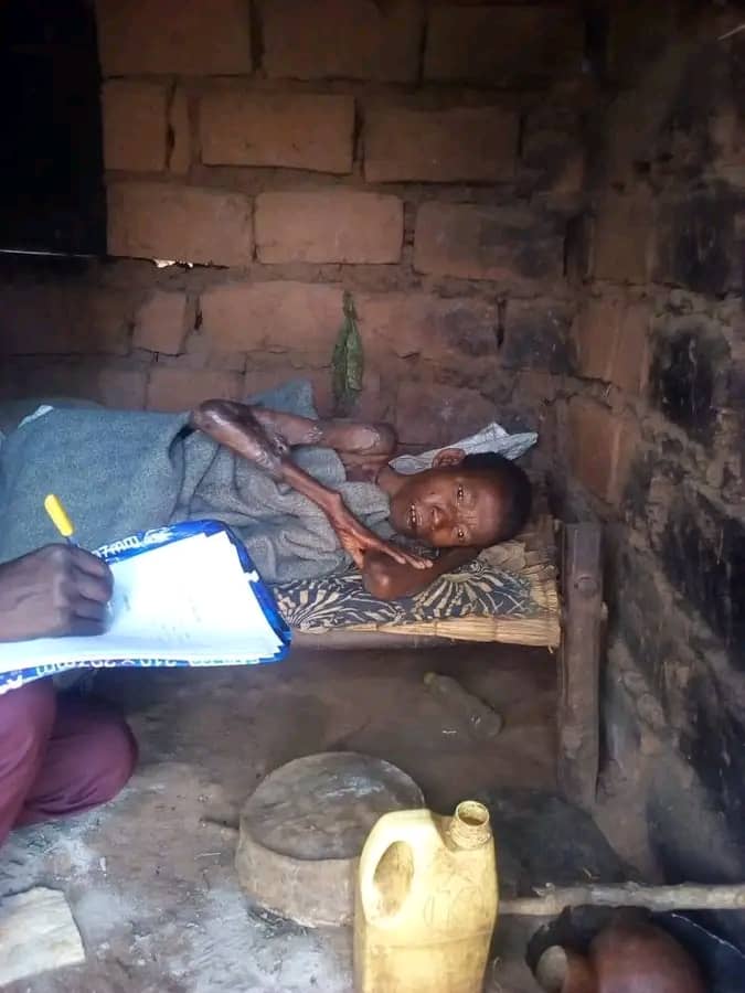 Appui aux soins de santé primaire aux 3 500 personnes âgées de 60 ans et plus très démunies malades souffrant de l'hypertension artérielle (HTA), le diabète, les maladies cardiaques, les troubles digestifs (ulcère gastrique), le SIDA, l'asthme.