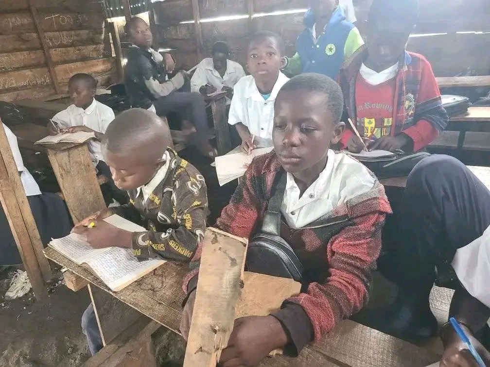 COLLECTE DE FONDS POUR LA CRÉATION D'UNE CHAÎNE RADIO DES ENFANTS ORPHELINS DE PSF ASBL