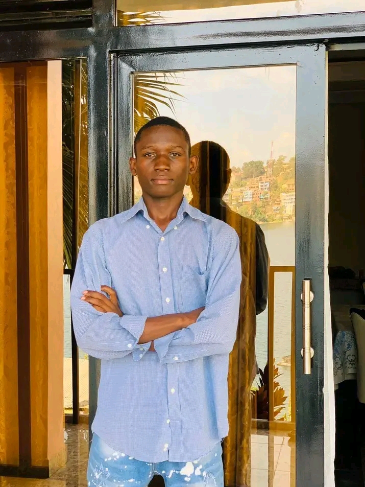 ÉCOLE DE MÉDECINE POUR LEBON