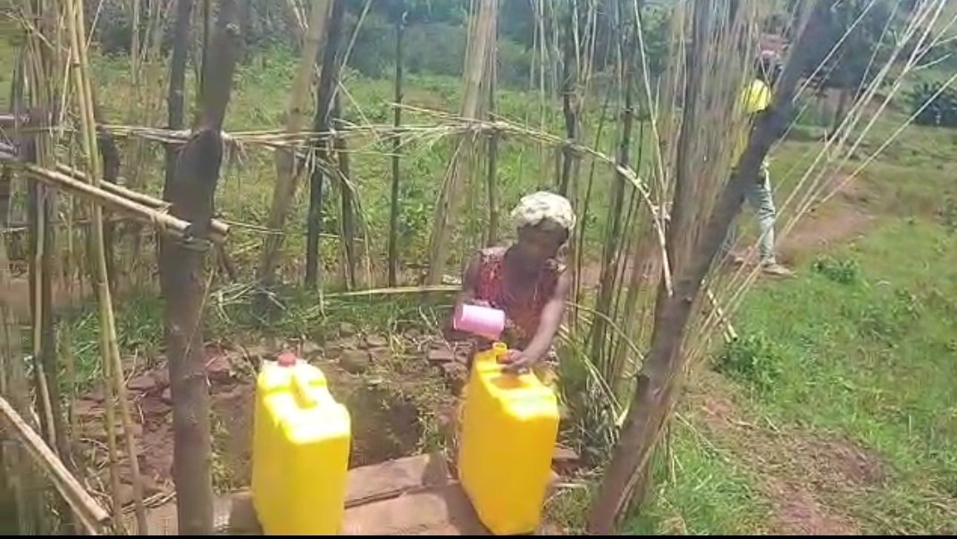Aide aux habitants de Kalehe dans l’îlot d’Ishovu, en RDC, à accéder à l’eau potable en construisant des puits et forage