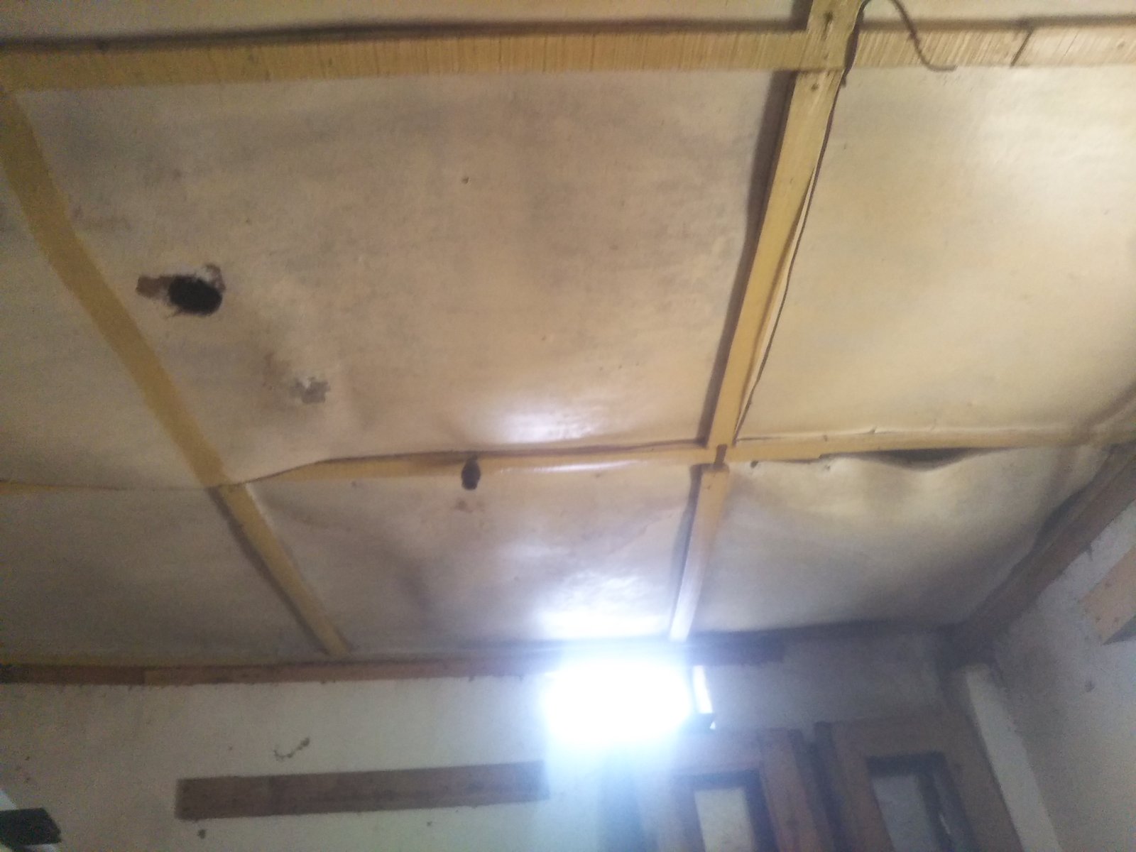 Aidé pour réparer notre maison