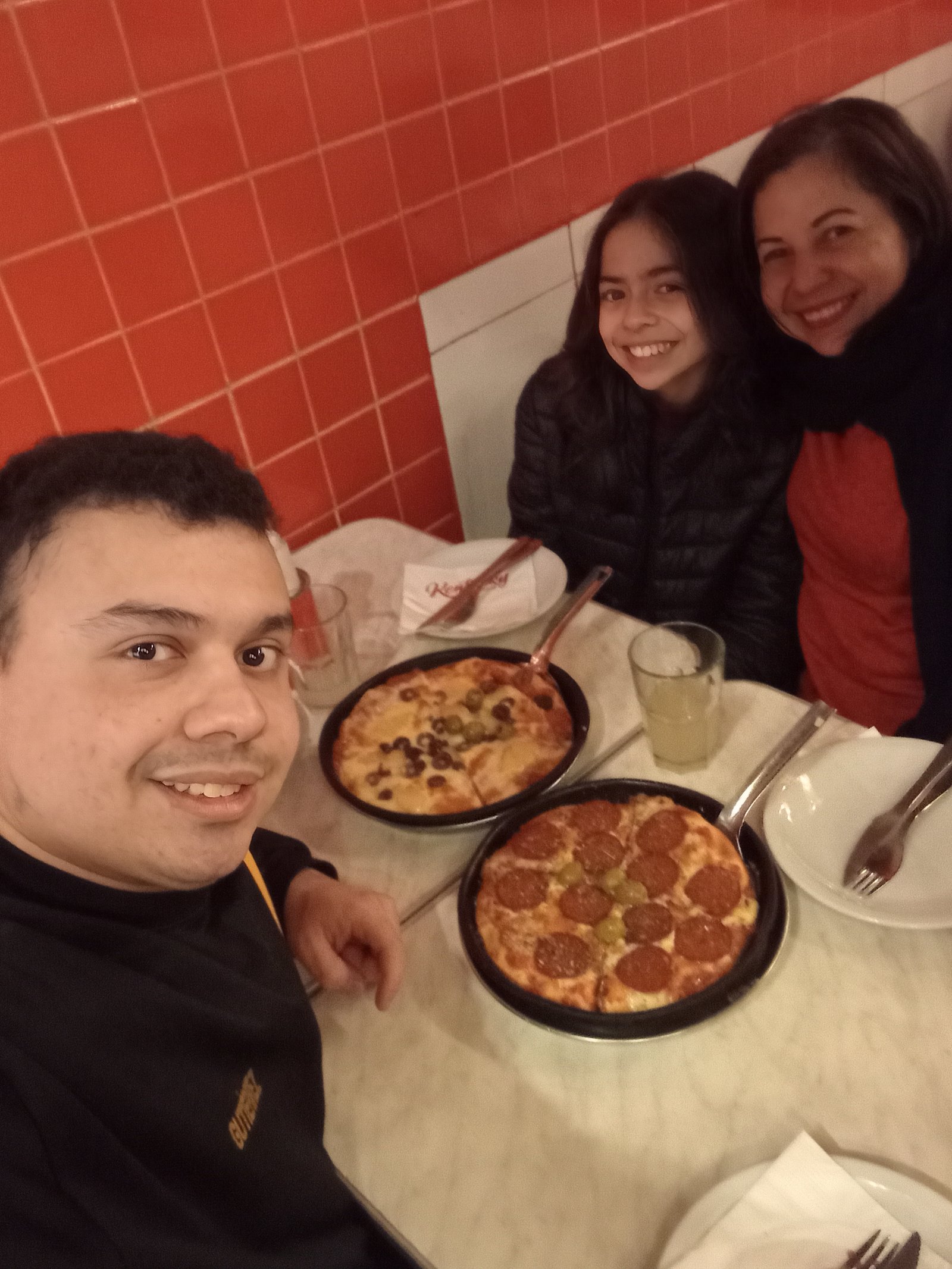 Ayúdanos a mejorar nuestra vida después de 8 años para volver
